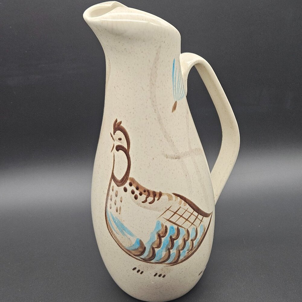Vtg Red Wing Pottery Bob White Quail Water Pitcher Ice Lip Cream Color MCM 60 Oz